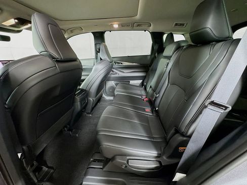 Certified 2026 INFINITI QX60 Luxe w/ Cargo Package AWD/4WD image 31