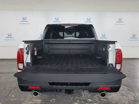New 2026 Honda Ridgeline Black Edition image 46