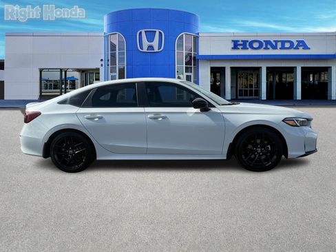 Used 2025 Honda Civic Sport image 8