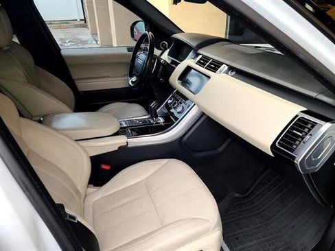 Used 2017 Land Rover Range Rover Sport image 4