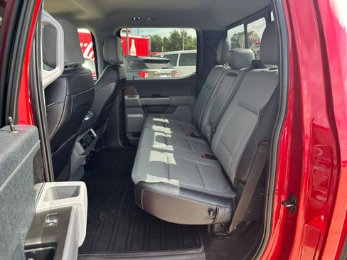 Used 2022 Ford F150 Lariat w/ Equipment Group 502A High AWD/4WD image 13