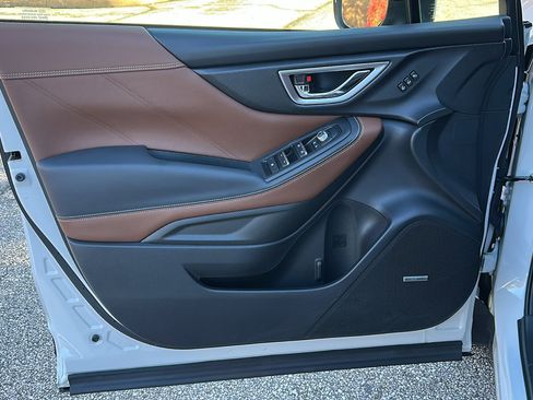 Used 2023 Subaru Forester Touring w/ Popular Package #2 image 15