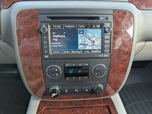 Used 2011 Chevrolet Tahoe LTZ image 12