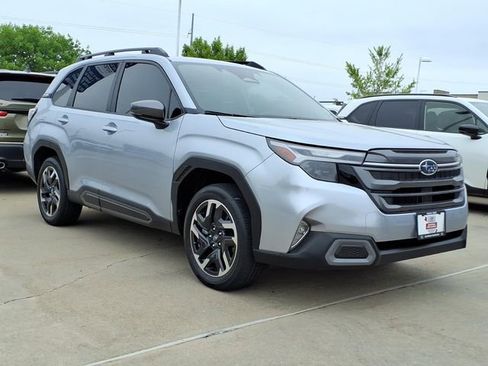 Certified 2025 Subaru Forester Limited w/ Popular Package #1 AWD/4WD image 3