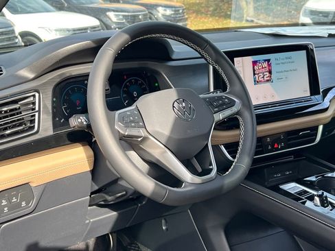 New 2026 Volkswagen Atlas Cross Sport SE image 19