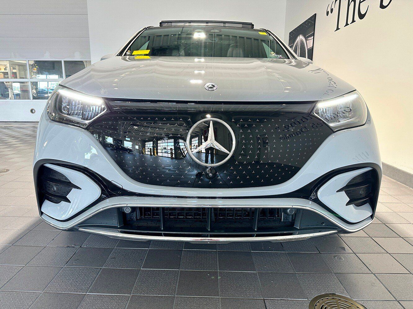 Used 2023 Mercedes-Benz EQE 350+ 4MATIC SUV image 2