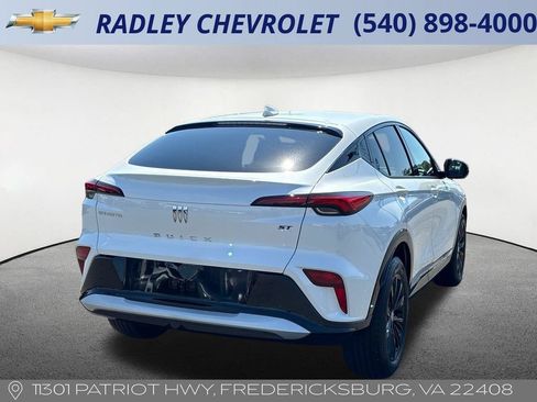 Certified 2024 Buick Envista Sport Touring w/ Convenience I Package FWD image 19