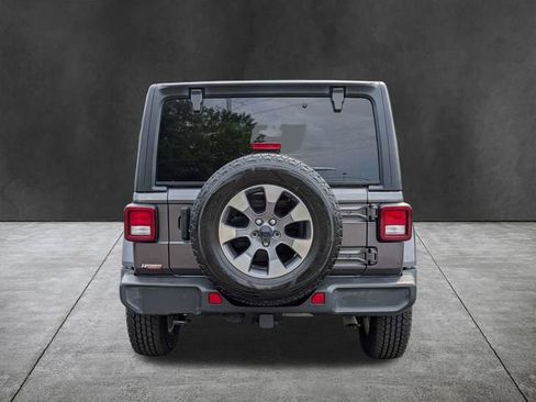 Used 2023 Jeep Wrangler Unlimited Sahara AWD/4WD image 6