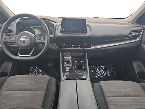 Used 2022 Nissan Rogue SV FWD image 9
