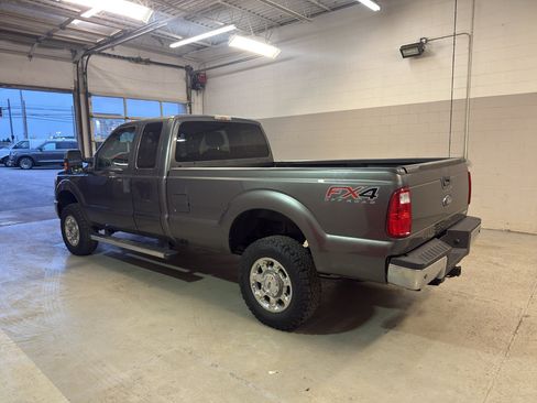 Used 2016 Ford F350 XLT image 4