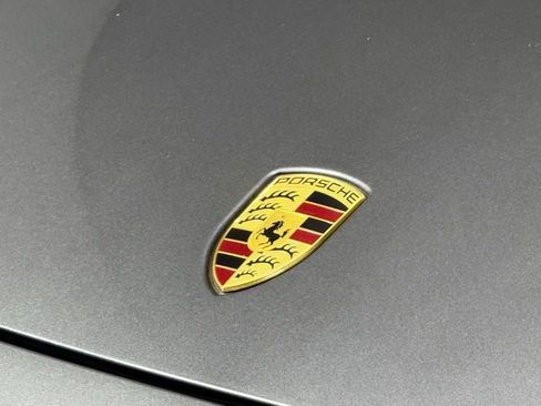 Used 2020 Porsche Cayenne image 13