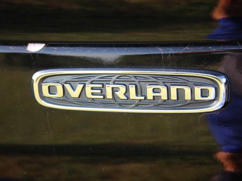 Used 2021 Jeep Grand Cherokee L Overland w/ Luxury Tech Group IV AWD/4WD image 12