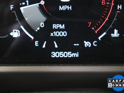 Used 2026 GMC Acadia Elevation w/ Elevation Premium Package FWD image 19