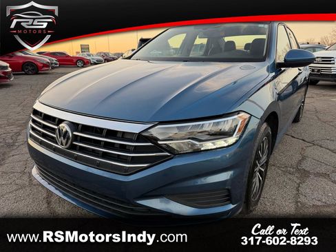 Used 2020 Volkswagen Jetta SE image 1