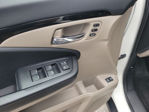 Used 2019 Honda Pilot Touring image 17