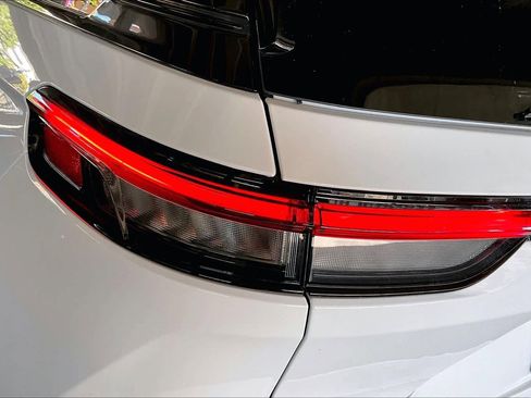 Used 2024 Jeep Grand Cherokee Trailhawk image 28