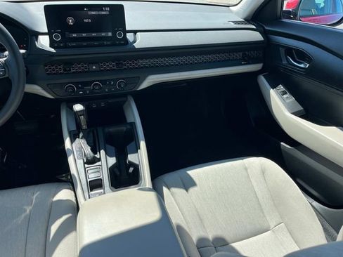 Used 2023 Honda Accord LX image 4