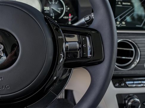 New 2025 Rolls-Royce Ghost image 27