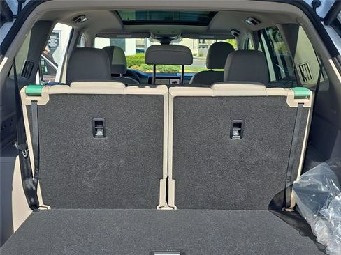 New 2026 Volkswagen Atlas SEL Premium R-Line image 28