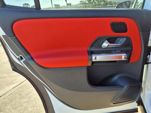 New 2026 Mercedes-Benz GLB 250 image 15