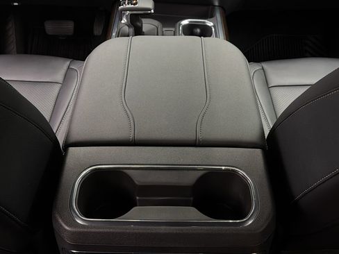 Used 2026 GMC Sierra 1500 Elevation AWD/4WD image 35