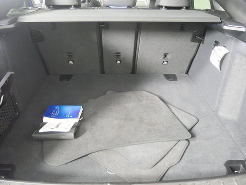 Certified 2024 BMW X4 xDrive30i image 17