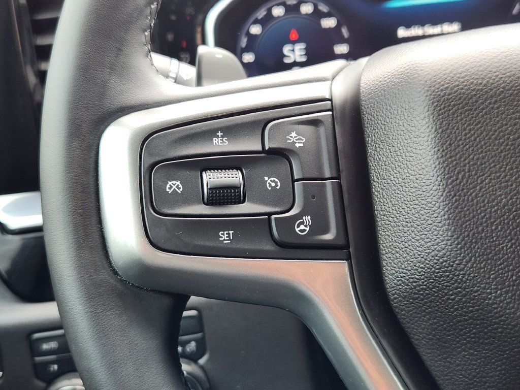 Used 2025 Chevrolet Silverado 1500 LT Trail Boss w/ Convenience Package II AWD/4WD image 22