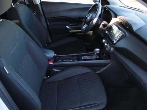 Certified 2024 Nissan Kicks SV image 30