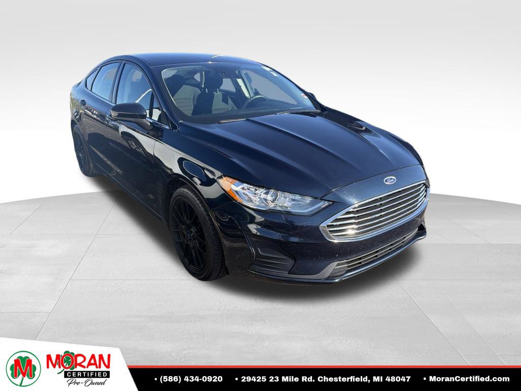 Used 2020 Ford Fusion SE FWD image 3