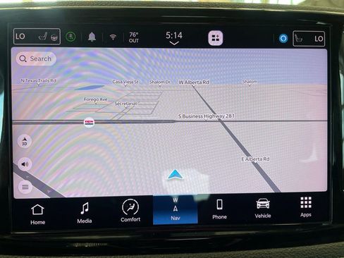 Used 2023 Chrysler Pacifica Limited image 9