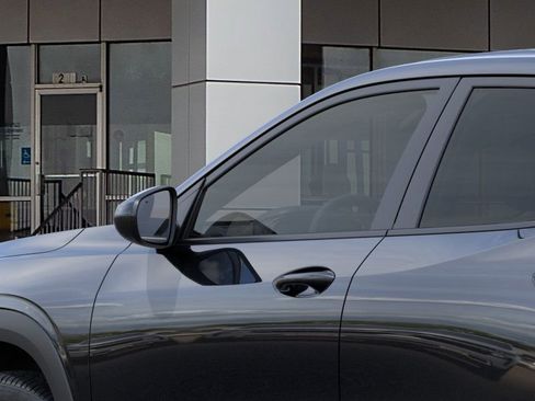 New 2026 Chevrolet Trax LS w/ LS Convenience Package FWD image 12