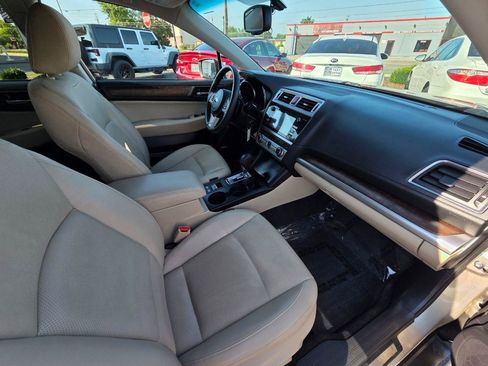 Used 2015 Subaru Outback 2.5i Limited AWD/4WD image 18