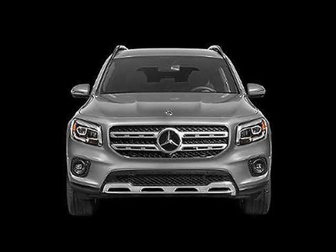 Used 2023 Mercedes-Benz GLB 250 4MATIC image 45