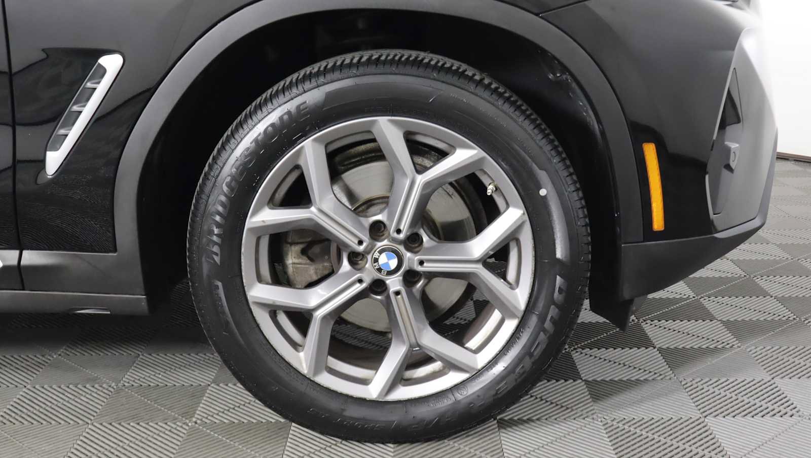 Used 2023 BMW X3 xDrive30i w/ Convenience Package AWD/4WD image 7