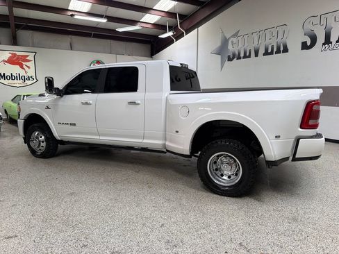 Used 2022 RAM 3500 Limited AWD/4WD image 4
