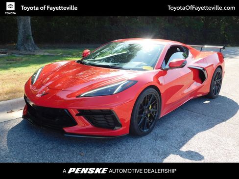 Used 2021 Chevrolet Corvette Stingray Coupe w/ 1LT RWD image 1