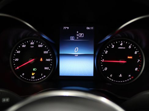 Used 2021 Mercedes-Benz GLC 300 image 31