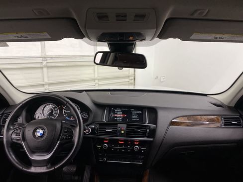 Used 2016 BMW X3 xDrive28d image 12