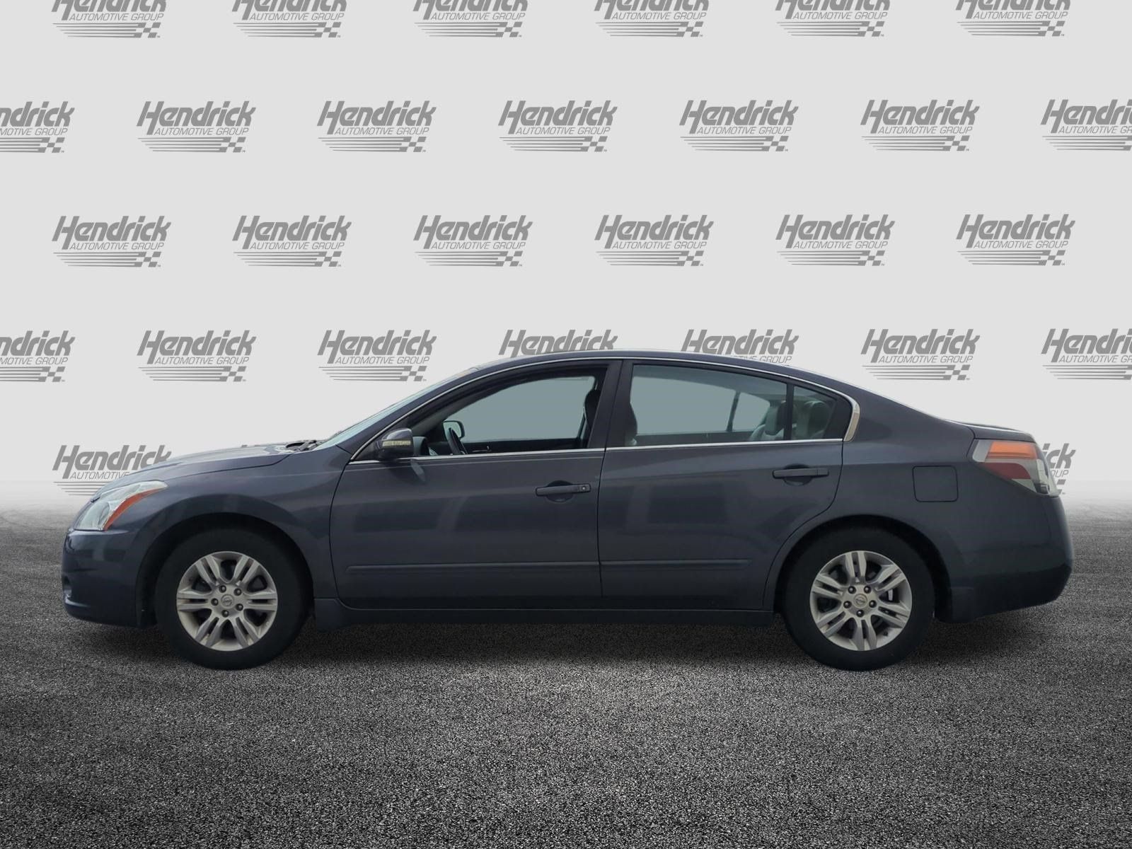 Used 2012 Nissan Altima 2.5 SL w/ 2.5SL Pkg FWD image 7
