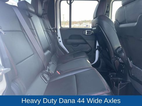 Certified 2025 Jeep Gladiator Rubicon image 19