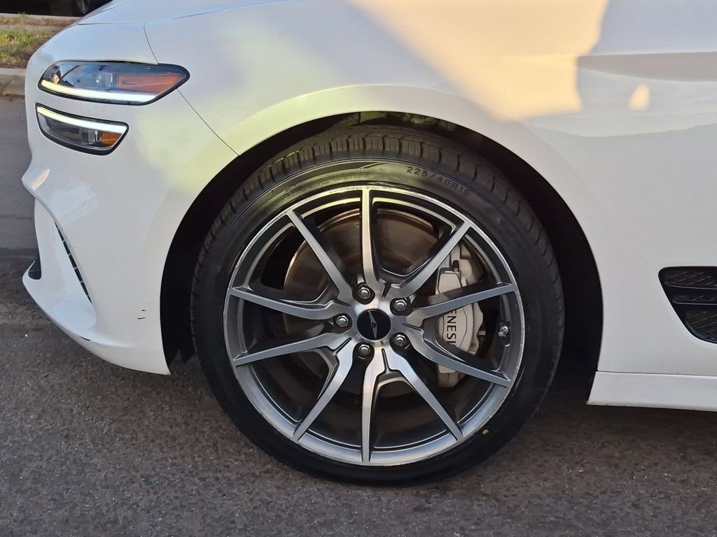 Used 2024 Genesis G70 2.5T AWD/4WD image 33