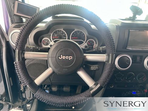 Used 2008 Jeep Wrangler Sahara w/ Dual Top Group AWD/4WD image 15