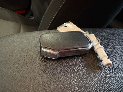 Used 2024 Kia Forte LXS image 24