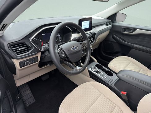 Used 2022 Ford Escape SE w/ Convenience Package image 35