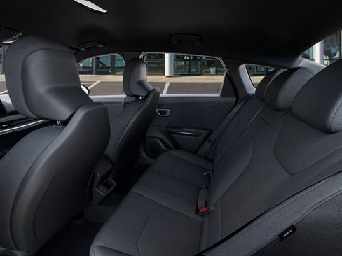 New 2026 Kia K4 FWD image 18