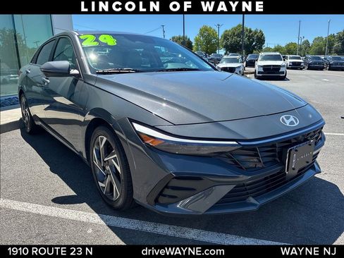 Used 2024 Hyundai Elantra Limited FWD image 7