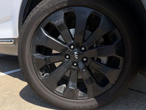 Used 2021 Kia Telluride EX w/ EX Premium Package FWD image 10