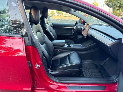 Used 2022 Tesla Model 3 Long Range AWD/4WD image 9