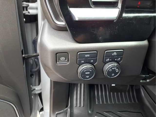Used 2024 Chevrolet Silverado 1500 LT AWD/4WD image 20