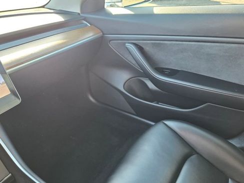 Used 2020 Tesla Model 3 Long Range AWD/4WD image 31